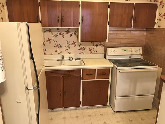 533 Greene St Unit 2 Kitchen