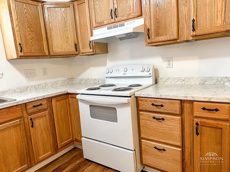5425 Two Moons Dr — Photo 10