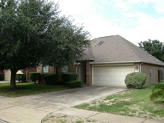 3rd image of 6018 Forest Plaza Ct