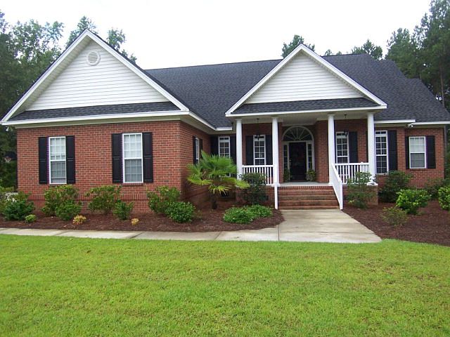 1st image of 270 Mount Hope Dr