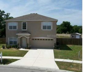 808 Coade Stone Dr, Seffner, FL 33584