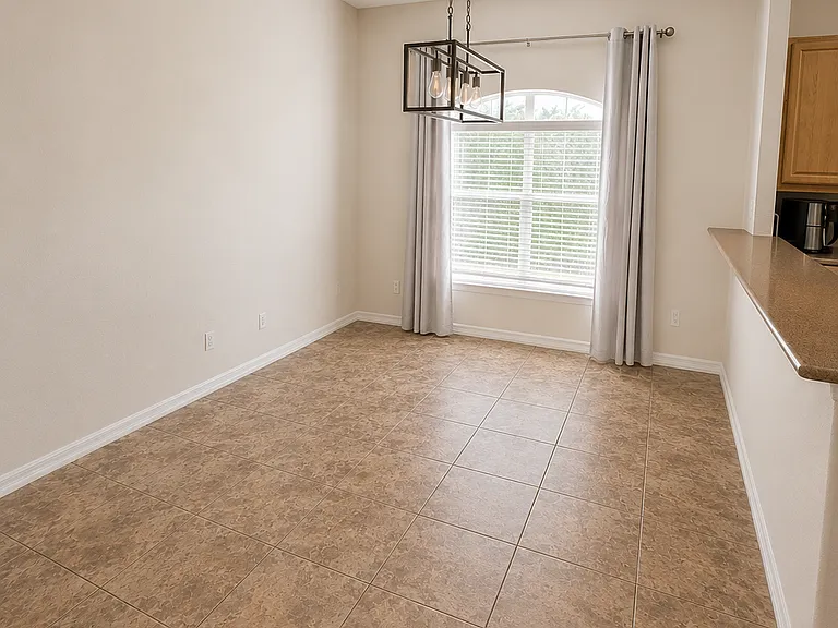 932 Wingate Trl — Photo 4