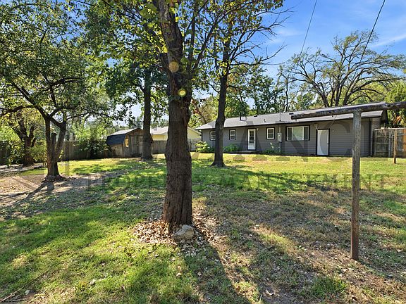 5th image of 1444 N Holland Ln