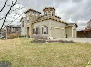 903 Drum Dr, Lawrence, KS 66049