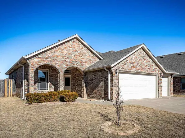 7705 Bradley Ct, Lawton, OK 73505