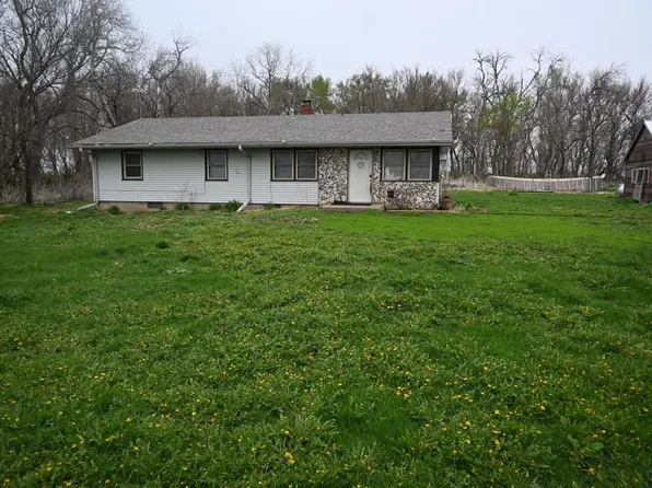 1019 550th St, Cherokee, IA 51012