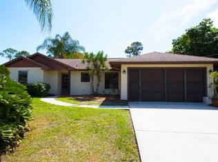 314 SE Crosspoint Dr, Port Saint Lucie, FL 34983