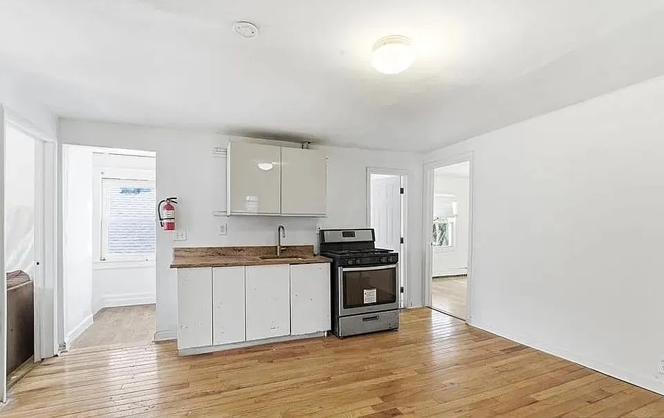 15 S Ward St #1