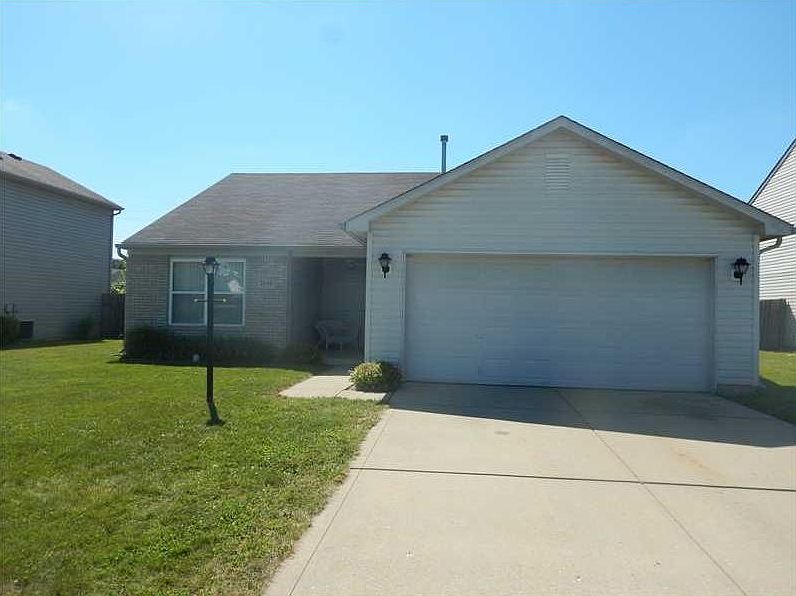 1st image of 3240 Tupelo Dr