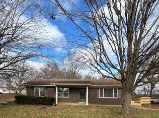 891 Hill St, Radcliff, KY 40160