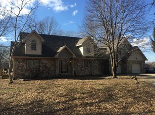 2513 N Woodhurst Dr, Sullivan, IN 47882