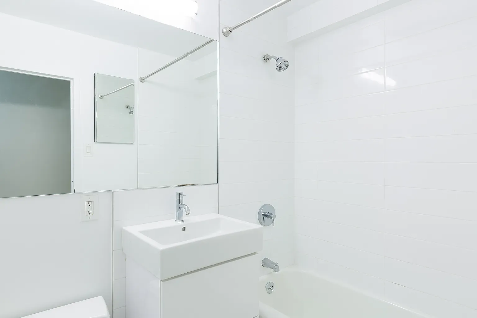 210 West 89th Street — Photo 4