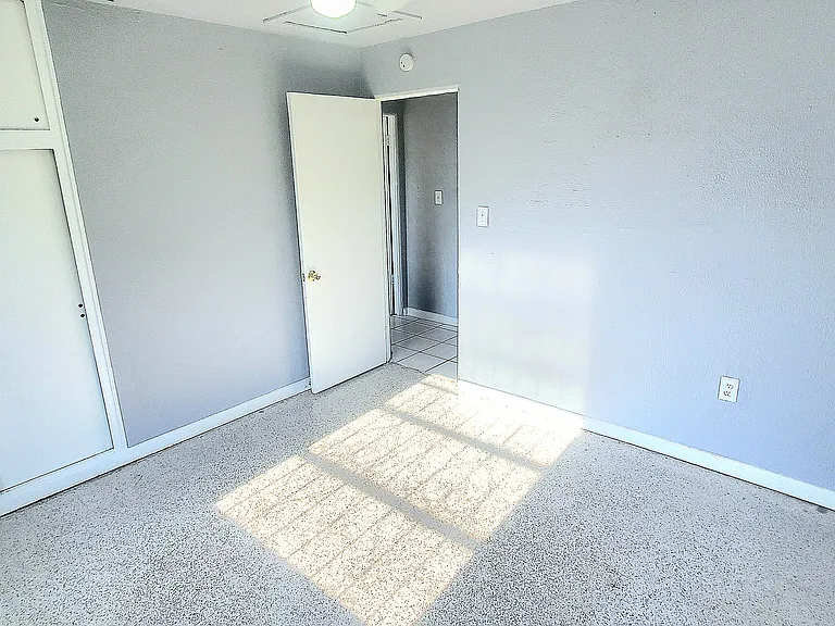 3306 Avenue Q — Photo 18