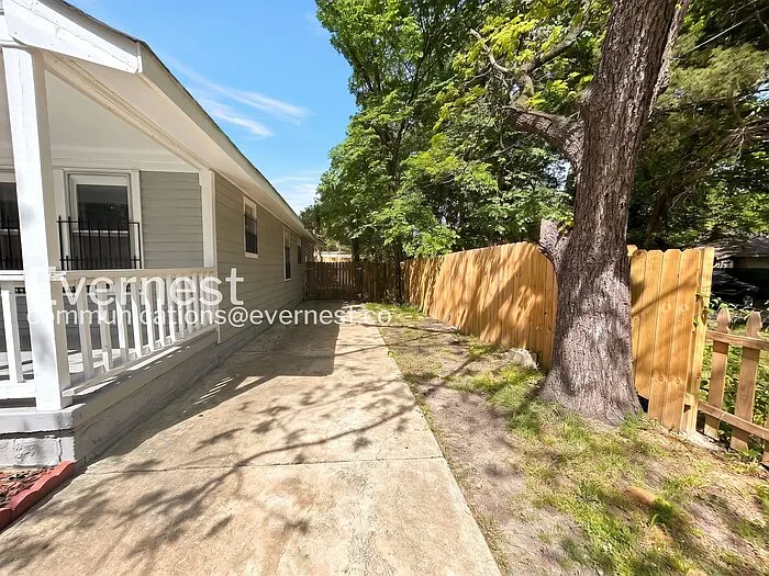 667 Sevier St — Photo 23