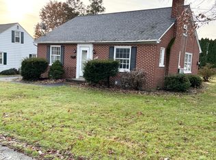 1954 Temple Ave, Lancaster, PA 17603