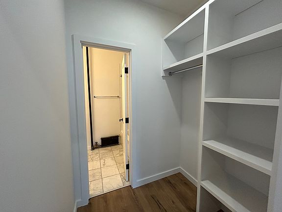 5th image of 142 Weirfield St Floor 2