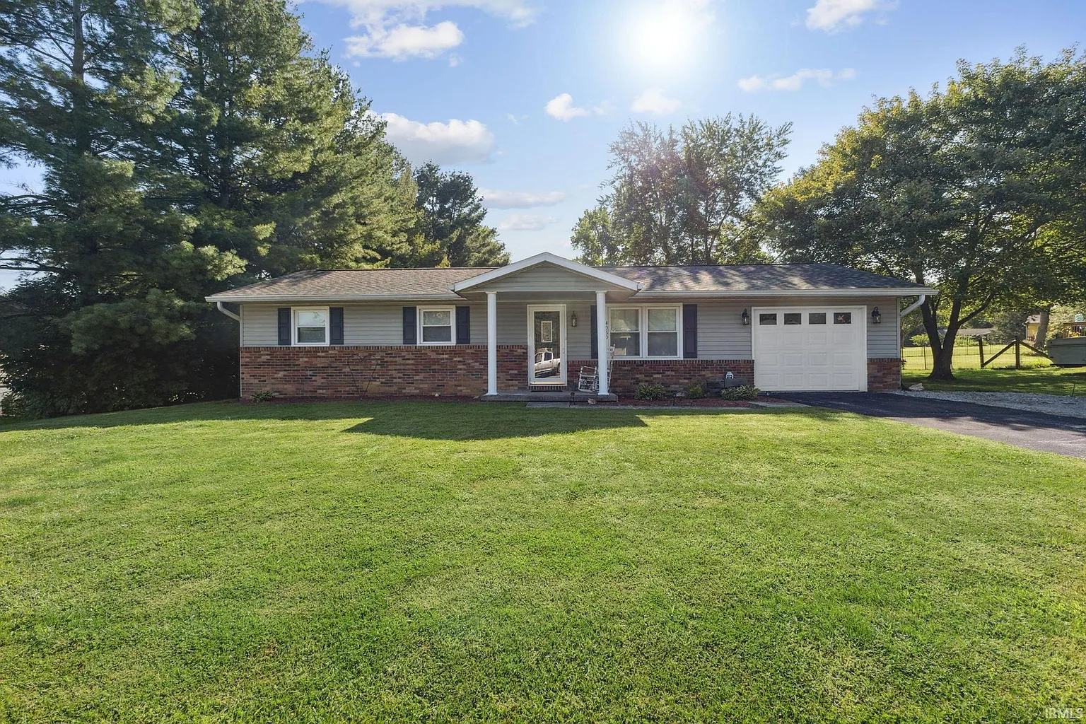 4060 N Killion Ct photo 1