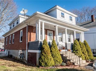 65 Anoka Ave, Barrington, RI 02806