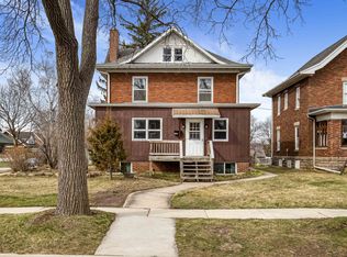 1903 8th St, Monroe, WI 53566