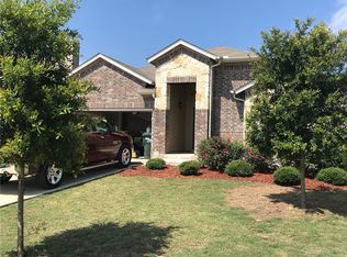 372 Chaparro Dr, Kyle, TX 78640