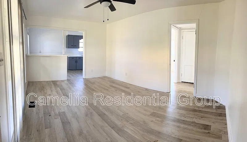 3 bed, 1.0 bath, 864 sqft, $1,225 — Photo 2