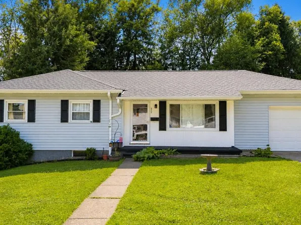223 Sandy Avenue, Moundsville, WV 26041