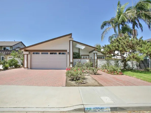 17041 Malta Cir, Huntington Beach, CA 92649