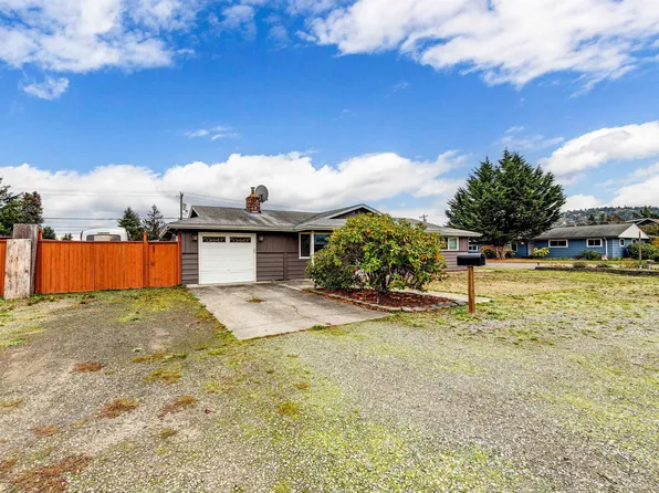 314 N Knapman Ave, Sequim, WA 98382