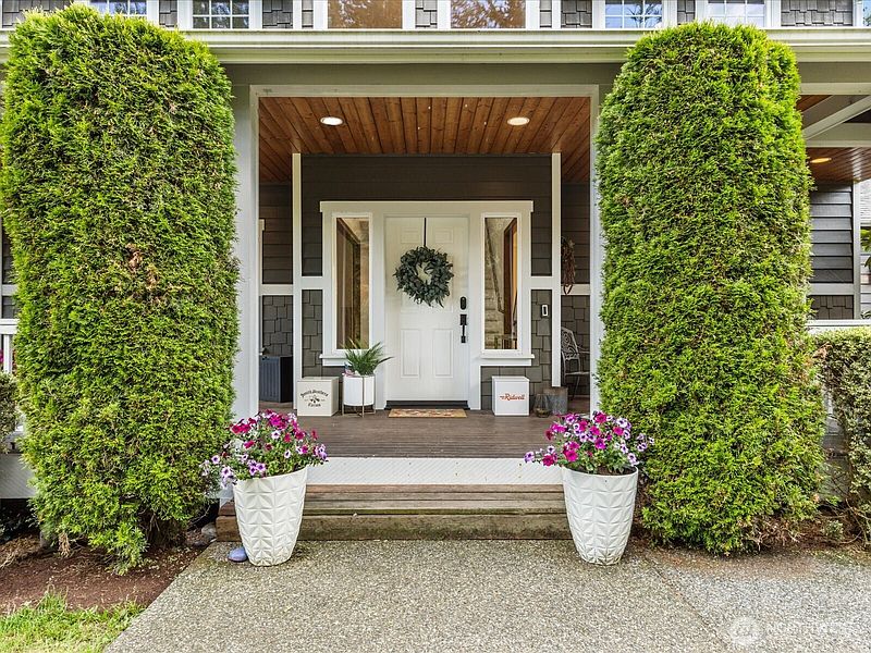 2nd image of 20832 104th Street SE