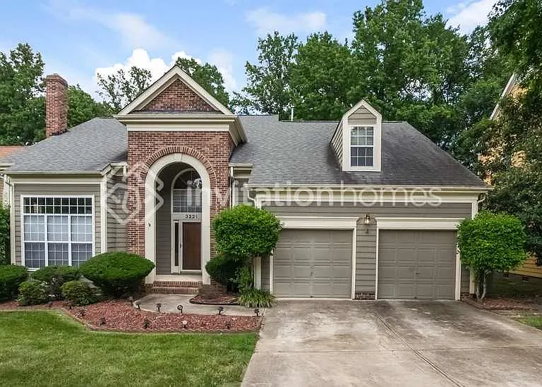 3221 Brownes Creek Rd — Photo 1