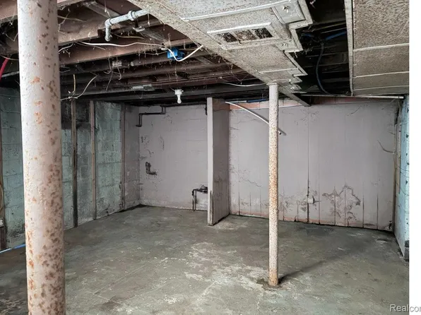 14752 Petoskey Ave, Detroit, MI 48238