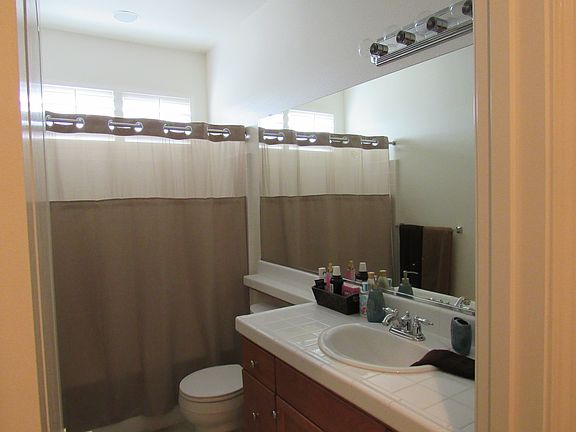 Upstairs Guest Bath