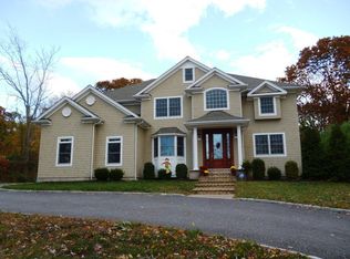 134A Sunken Meadow Rd, Northport, NY 11768
