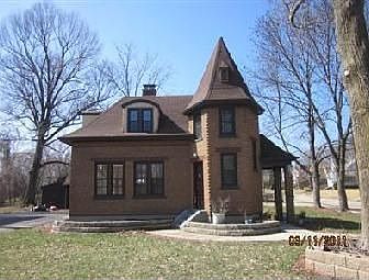2nd image of 7037 Hamilton Ave