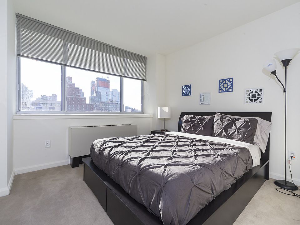 1st image of 510 W 52nd St APT 17L
