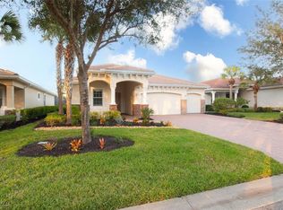 3980 Otter Bend Cir, Fort Myers, FL 33905