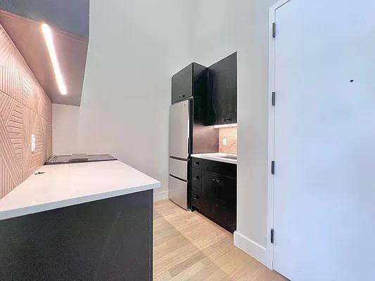 Rented by Doorway NYC, LLC | media 19