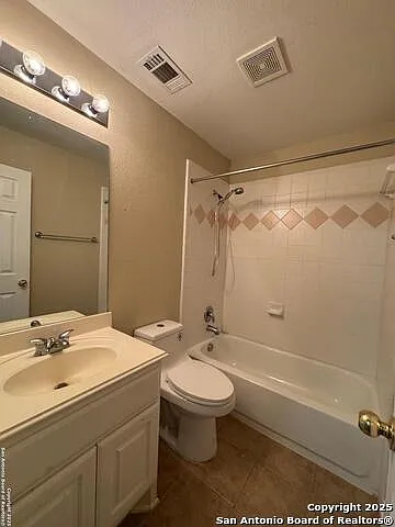 20502 Wild Springs Dr — Photo 25