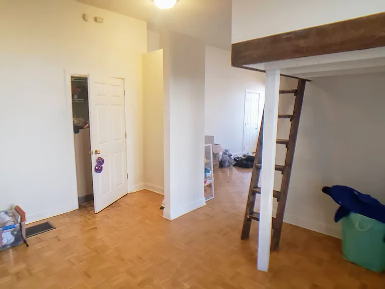 2101 W Cullerton St #1 — Photo 7