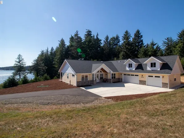 83594 Sauter Dr, Florence, OR 97439