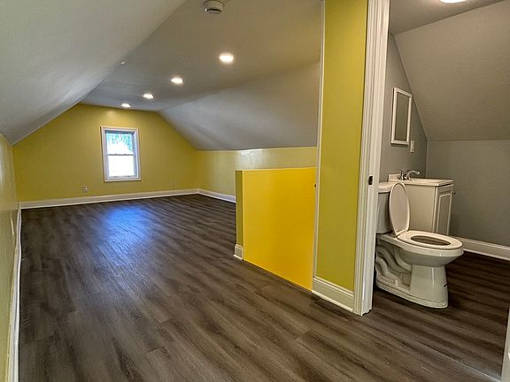 2nd image of 154 Marshall St #2