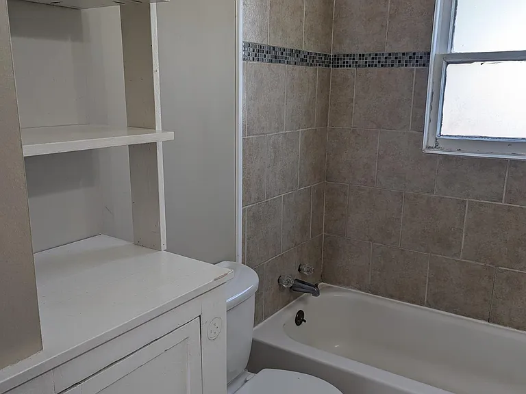 330 General Mouton Ave — Photo 25