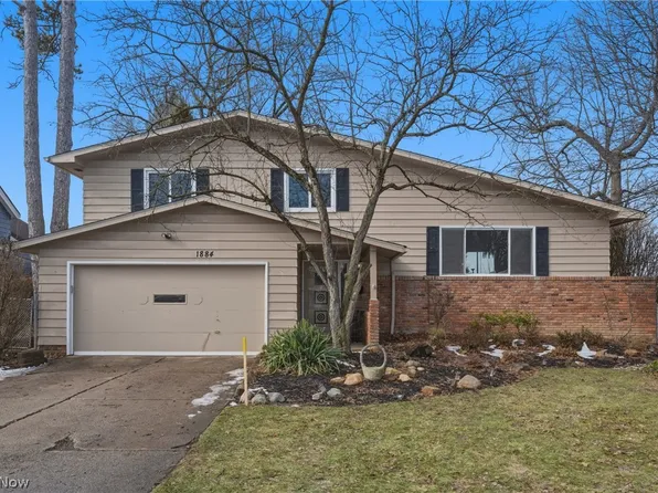 1884 Brainard Rd, Lyndhurst, OH 44124