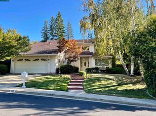 70 Alhambra Hills Dr, Martinez, CA 94553