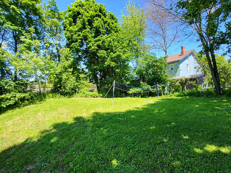 94 E Main St #1 — Photo 10
