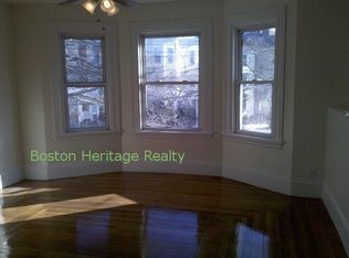 5 Kendall St APT 2, Brookline, MA 02445