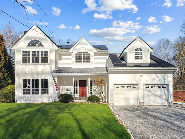 39 Hollow Ln — Photo 37