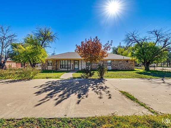 3rd image of 6945 Grape Creek Rd