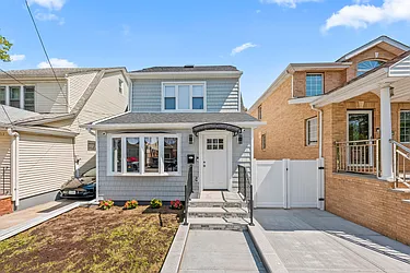 70-19 Manse Street, #PRIVATE-HOUSE