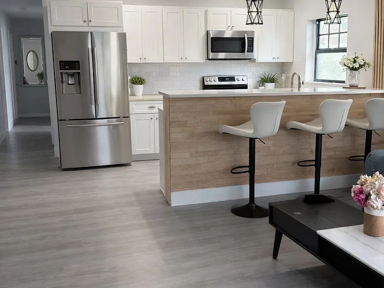 2420 R J Henley Ave — Photo 2